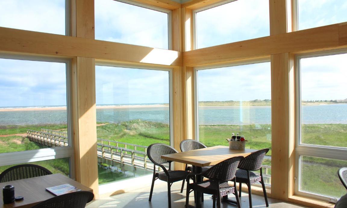 Covehead Blackbush Beach Resort מראה חיצוני תמונה