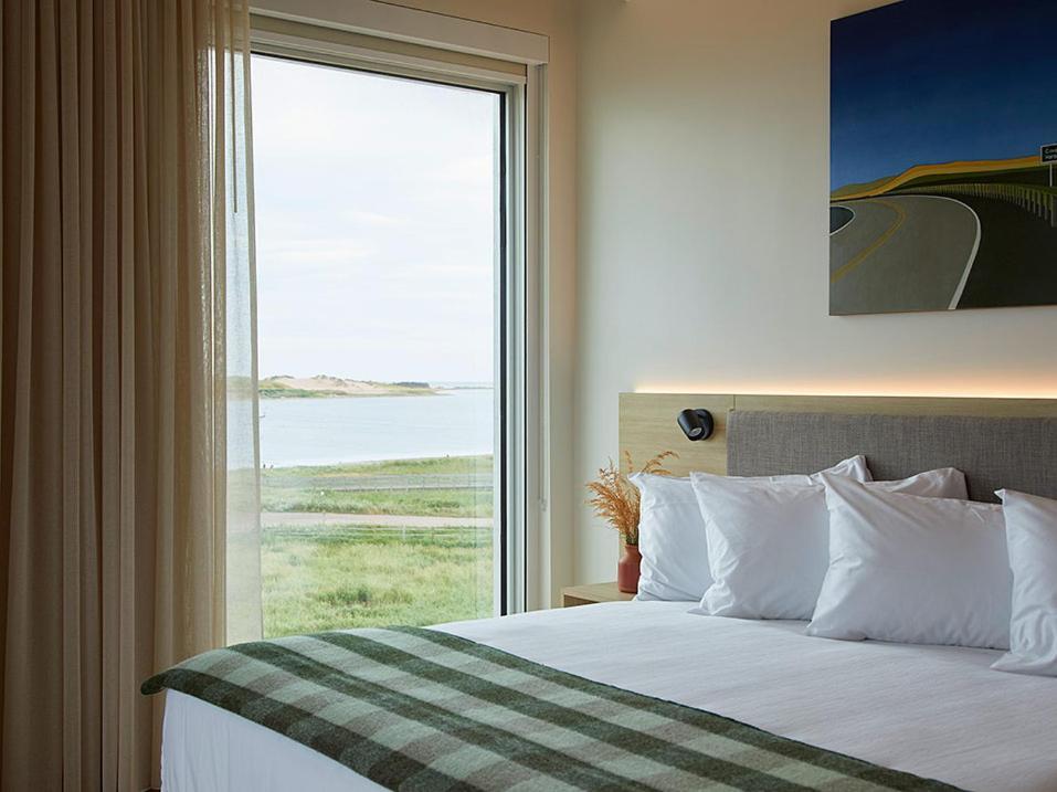 Covehead Blackbush Beach Resort מראה חיצוני תמונה